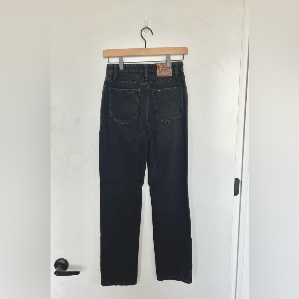 Lee vintage modern high rise straight leg ankle women’s size 25 washed black